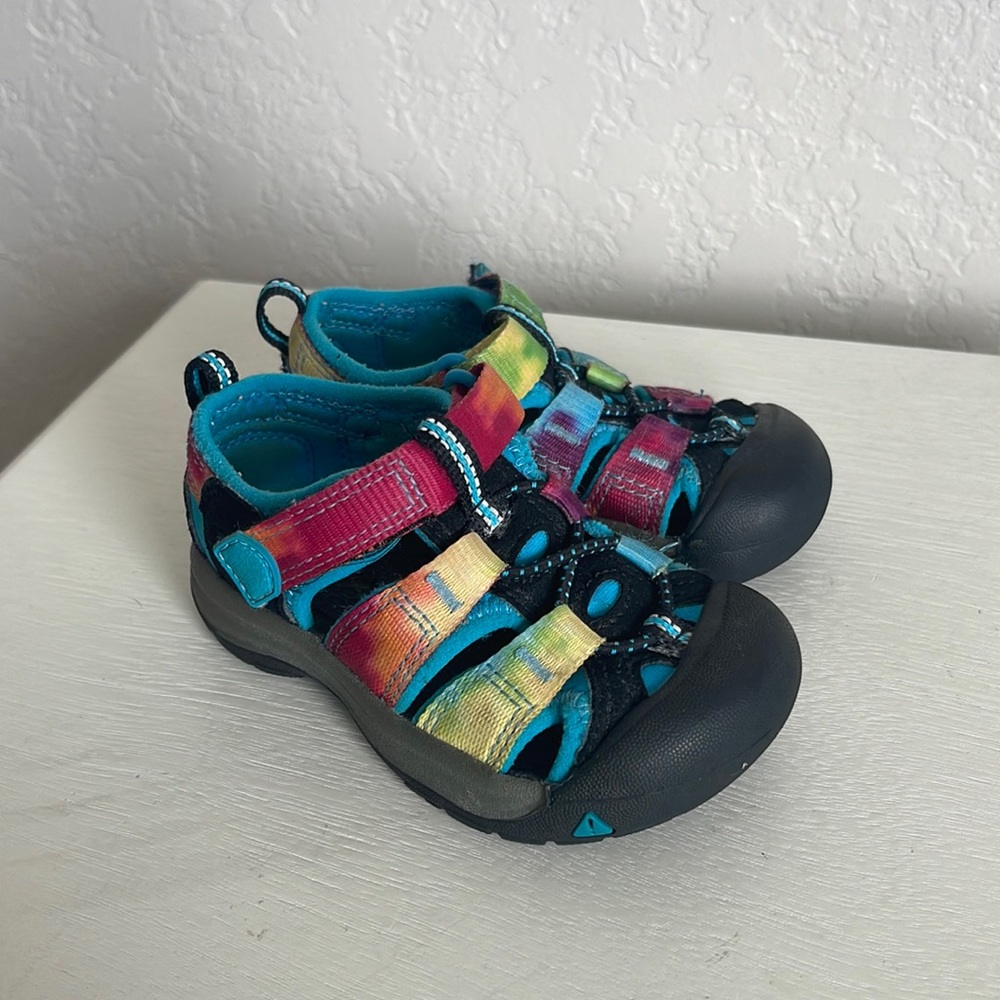 Keen Newport H2 1018453 Rainbow Tie Dye Sandals Water Shoes Kids Size 6